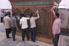 غبار روبی حرم مطهر احمد ابن اسحاق (ره) بمناسبت دهه کرامت