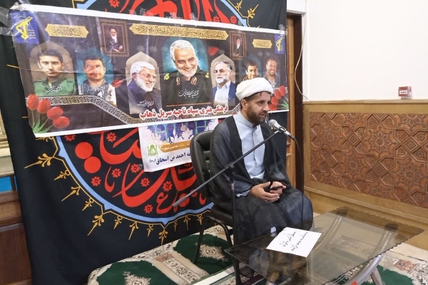 یادواره شهدا در حرم مطهر احمد ابن اسحاق (ره)شهرستان سرپل ذهاب برگزار شد