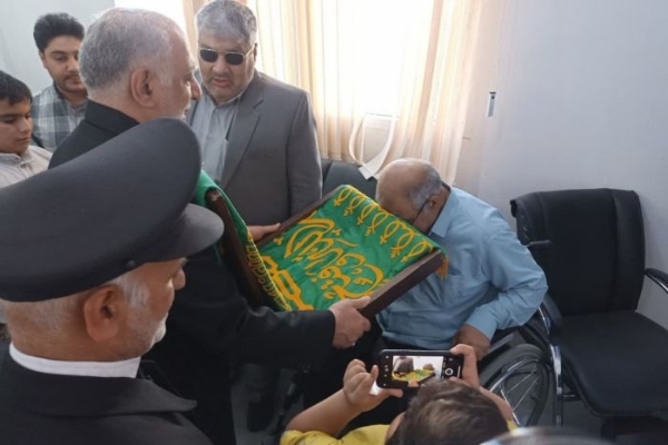 دیدار خدام رضوی  کاروان خورشید با جانبازان ۷۰ درصد شهرستان سرپل ذهاب