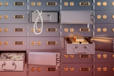 یکسال ابهام در سرنوشت مالباختگان بانک ملی/انتظار از قوه قضاییه علی متقیان *