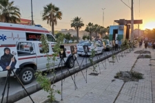 نمایشگاه عکس و پوستر با موضوع حجاب و عفاف در پارک شاهد سرپل ذهاب برگزار شد