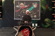 برگزاری تجمع بزرگ شیرخوارگان حسینی درحرم مطهر احمد ابن اسحاق (ره) / مادران سرپل ذهابی فرزندان خود را نذر قیام امام زمان (عج) کردند+تصاویر