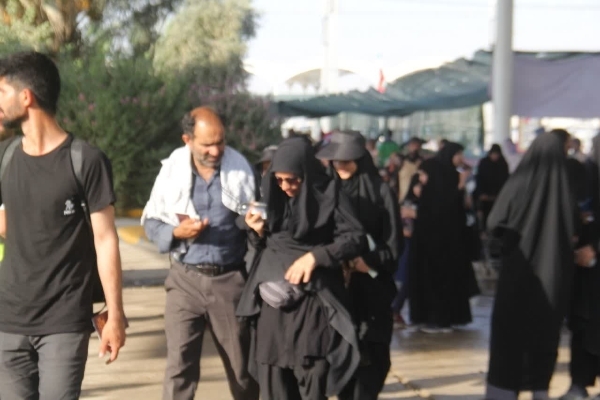 تردد روان زائرین اربعین حسینی از مرز خسروی / موج بازگشت زائرین به کشور شدت گرفت