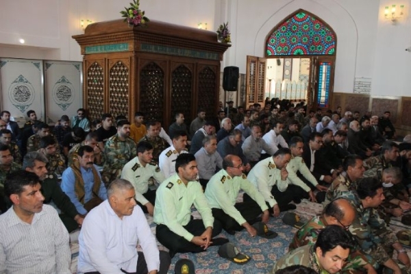 دیدار مسئولین و جمعی از بسیجیان دوران دفاع مقدس با امام جمعه سرپل‌ذهاب