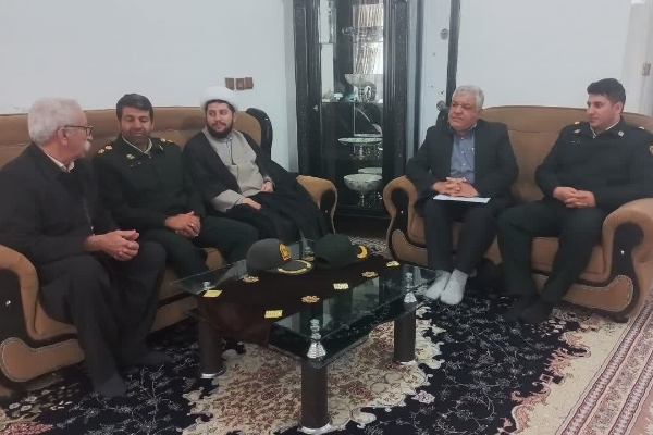 دیدار مسئولین سرپل‌ذهاب با خانواده وابستگان  نیروی انتظامی شهرستان