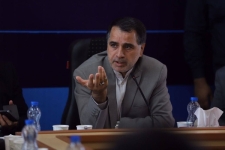 تلاش دشمنان برای فاصله‌افکنی میان مردم و انقلاب