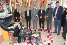 برپایی نمایشگاه عکس و پوستر به مناسبت چهارمین سالگرد شهید حاج قاسم سلیمانی در دبستان دخترانه ۱۷ شهریور سرپل ذهاب