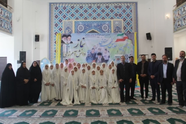 اجرای گروه سرودآموزشگاه حدیث سرپل‌ذهاب