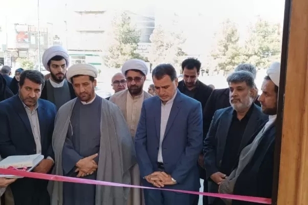 نمایشگاه هنرهای تجسمی در سرپل‌ذهاب افتتاح شد