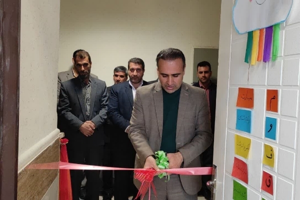 کتابخانه دبستان‌شاهدندای‌زینب(س)درشهرستان سرپل‌ذهاب افتتاح شد