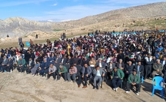 جشن‌بزرگ‌انقلاب در پشتنگ‌ذهاب برگزار گردید