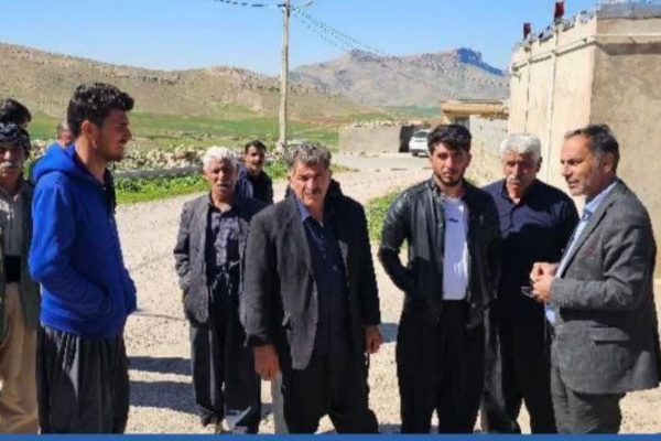 بازدید بخشدار دشت‌ذهاب شهرستان از روستاهای تابعه