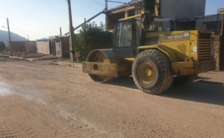 انجام عملیات زیرسازی مسیر کندرو روستای حبیب‌وند با ۵۰۰میلیون ریال اعتبار در شهرستان