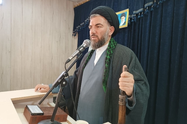 نماز جمعه بزرگترین جایگاه تبیین دستاوردهای انقلاب و راهبری فرهنگی جامعه است