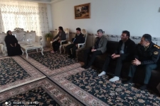 دیدار و سرکشی از خانواده‌های‌شهدای شهرستان سرپل‌ذهاب