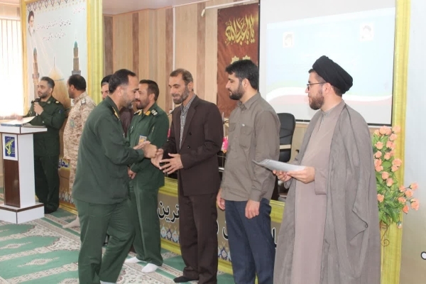 آیین گرامیداشت هفته عقیدتی‌سیاسی سپاه در سپاه ناحیه سرپل‌ذهاب برگزار شد