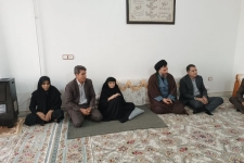 دیدار مسئولین سرپل‌ذهاب با خانواده شهدا فرهنگی