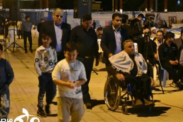 تجدید میثاق نسل‌های مختلف انقلاب با شهدا