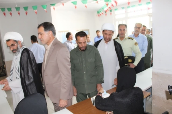 شکوه حضور مردم و مسئولین شهرستان سرپل‌ذهاب در حماسه سیاسی ایران قوی