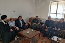 دیدار با خانواده‌های معزز شهدا در شهرستان سرپل‌ذهاب