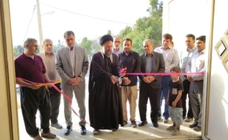 برپایی نمایشگاه مبلمان و لوستر در سرپل‌ذهاب