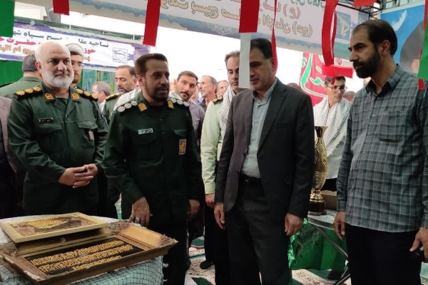 نمایشگاه “اسوه ناحیه ای” پایگاه های مقاومت بسیج شهرستان سرپل‌ذهاب گشایش یافت