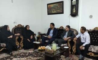 دیدار فرماندار سرپل‌ذهاب با خانواده آزادگان در آستانه سالروز بازگشت آزادگان به میهن اسلامی