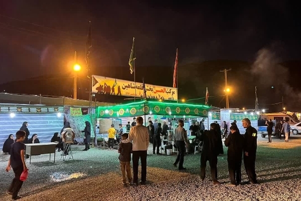 موکب های خدمت رسان سرپلذهابی میزبان زائران اربعین هستند