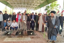 گلزار شهدای سرپل‌ذهاب به مناسبت هفته دولت غبار روبی شد