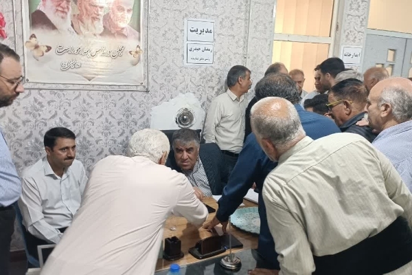 دیدار مردمی نماینده حوزه انتخابیه قصرشیرین با مردم شهرستان