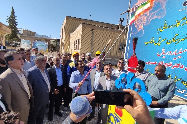 برگزاری آئین بهره برداری از گازرسانی به ۱۳ روستای بخش دشت ذهاب شهرستان