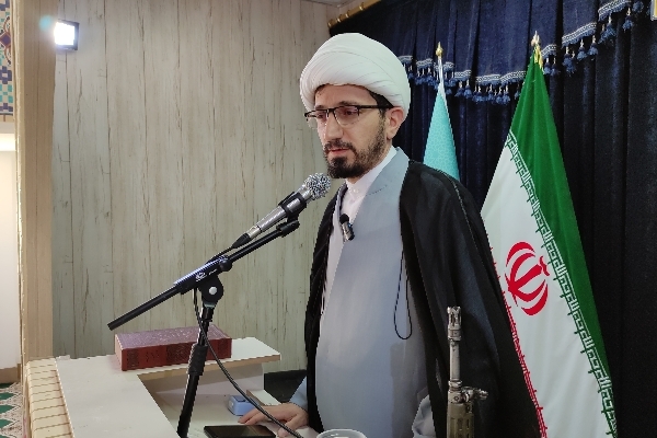 وحدت رمز پیروزی مسلمانان در برابر دشمنان اسلام و مسلمین است /نشر عقاید جوانان دوران دفاع مقدس در بدنه جامعه باعث رفع شدن خیلی از مشکلات امروزی می شود