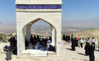 بازدید کاروان راهیان نور فرزندان شاهد استان تهران از یادمان‌های دفاع مقدس شهرستان