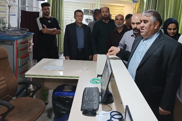 بازدید شبانه نماینده مردم در مجلس شورای اسلامی از بیمارستان شهدای سرپل ذهاب