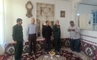 دیدار جانشین فرماندهی سپاه سرپل‌ذهاب با خانواده معظم شهدای شهرستان