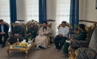 دیدار مسئولین شهرستان با خانواده معظم شهداء