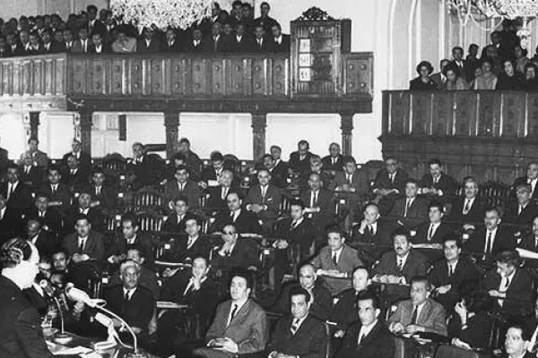 مخالفت با کاپیتولاسیون نشان‌دهنده‌ی بیداری ملت بود