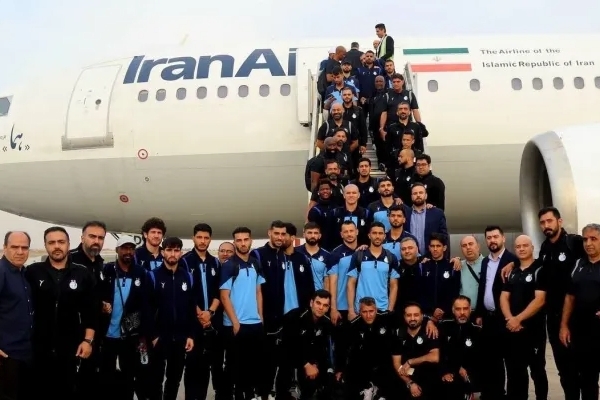 آبی‌پوشان پایتخت راهی ریاض شدند