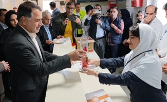 تجلیل از پرستاران بیمارستان شهدای سرپلذهاب به مناسبت روز پرستار