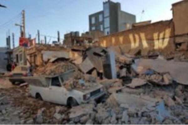 برگزاری مراسم گرامیداشت یاد و خاطره جانباختگان زلزله ۷ و ۳ دهم ریشتری در سرپل‌ذهاب