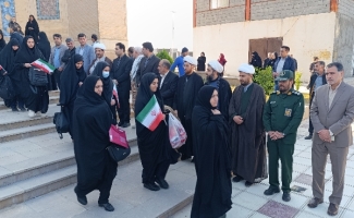 دانش‌آموزان سرپل ذهابی عازم مناطق جنگی پاوه شدند