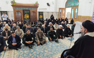 دیدار مسئولین و بسیجیان سرپل‌ذهاب با امام جمعه شهرستان به مناسبت هفته بسیج