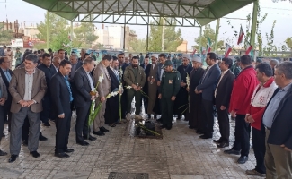 گلباران مزار شهدای سرپل ذهاب در "میهمانی لاله‌ها"