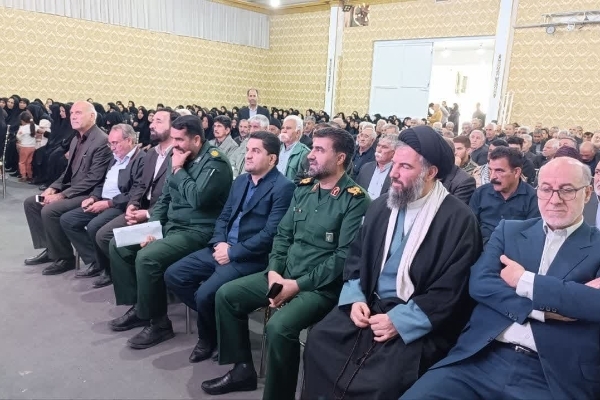 برگزاری محفل انس و الفت خانوادگی وابستگان سپاه بمناسبت هفته بسیج