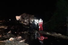 واژگونی تریلی در گردنه پاطاق سرپل ذهاب ۲ کشته برجای گذاشت