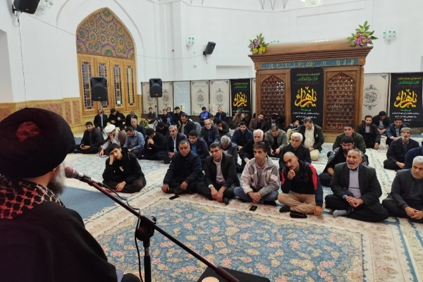 برگزاری مراسم سوگواری شهادت حضرت زهرا(س) در حرم احمدابن اسحاق(ره) سرپل‌ذهاب