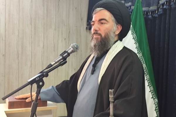 اصل ایجاد معجزه آمیز انقلاب اسلامی ، الهام الهی به قلب امام و ملت بزرگ ایران بود / آمریکا نشان داده در اجرای تعهدات خود بدعهدی می کند و مذاکره با او بی فایده است