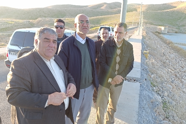 بازدید استاندار کرمانشاه از روند تکمیل شبکه های آبیاری سد تنگه حمام