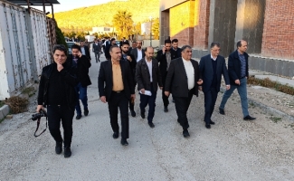 بازدید و پیگیری مشکلات فاز دوم بیمارستان شهدای سرپل‌ذهاب