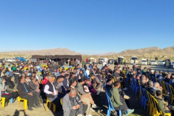 همایش بزرگ پیاده‌روی خانوادگی روستایی «طرح ملی ورزش در آبادی» در سرپل ذهاب